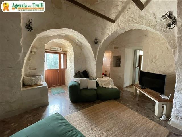 Image No.17-2 Bed Trullo for sale