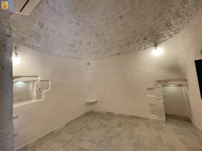 Image No.30-2 Bed Trullo for sale