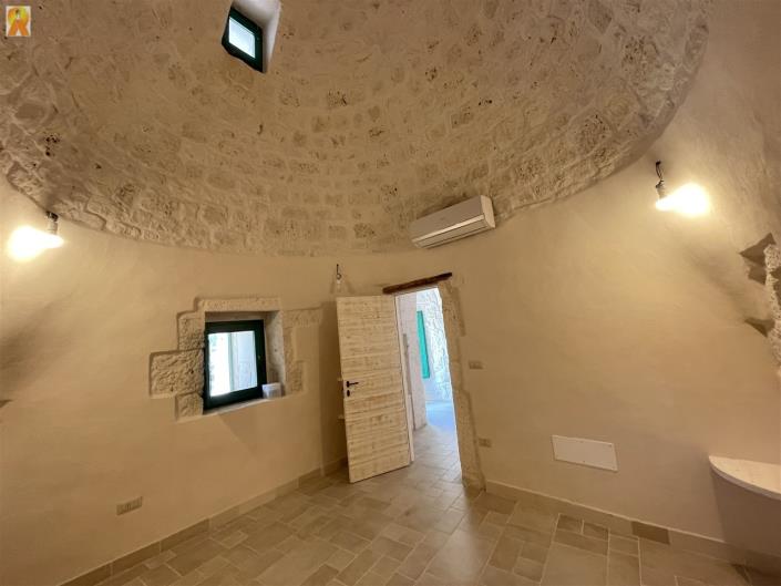 Image No.32-2 Bed Trullo for sale