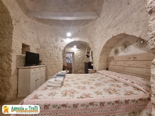 Image No.28-2 Bed Trullo for sale