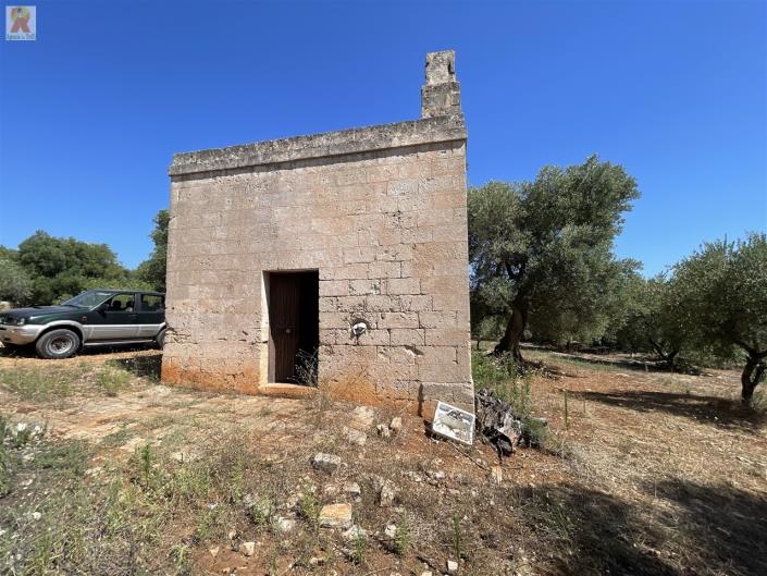 Image No.20-3 Bed Trullo for sale