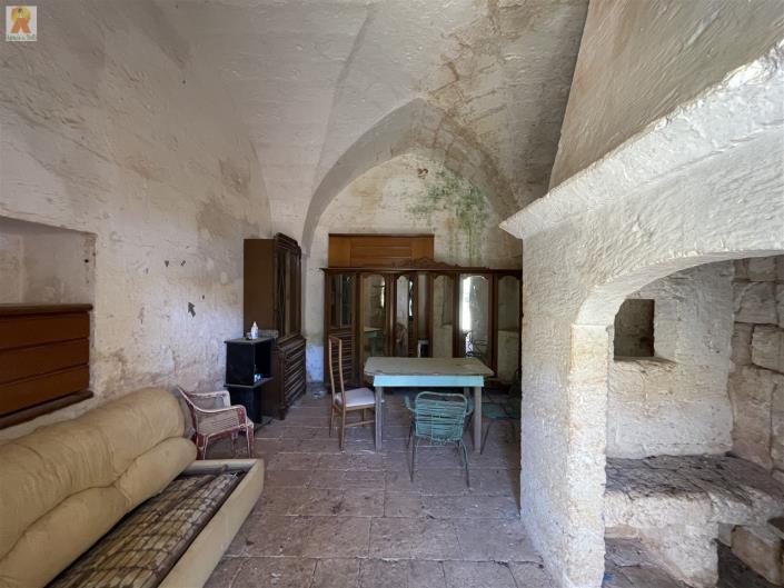 Image No.33-3 Bed Trullo for sale