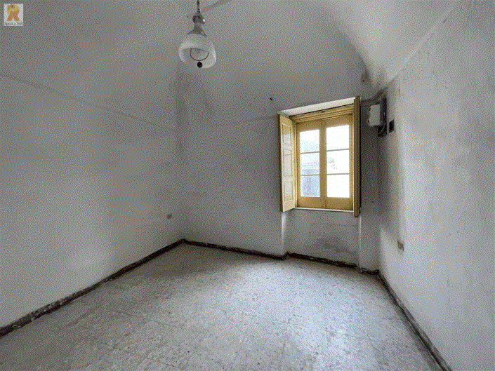 Image No.32-3 Bed Townhouse for sale