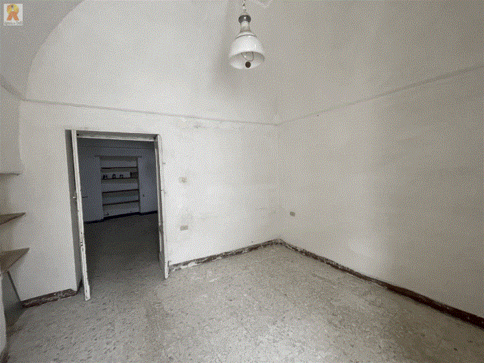 Image No.33-3 Bed Townhouse for sale