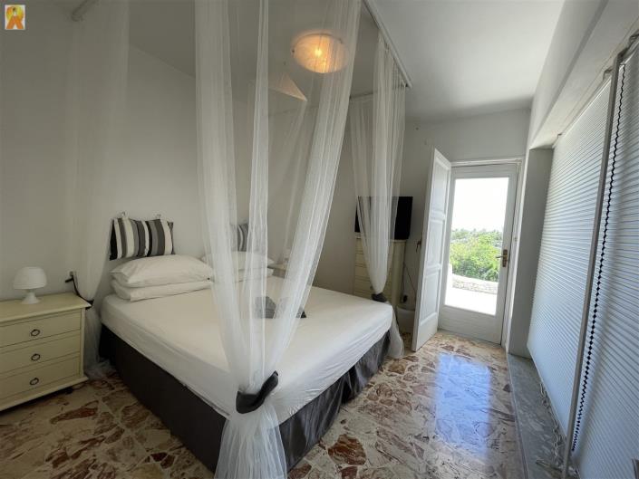 Image No.37-2 Bed Villa / Detached for sale