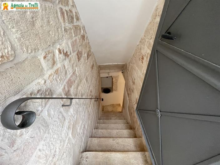 Image No.26-2 Bed Townhouse for sale