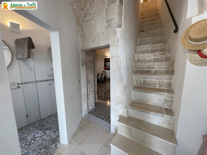 Image No.48-2 Bed Townhouse for sale