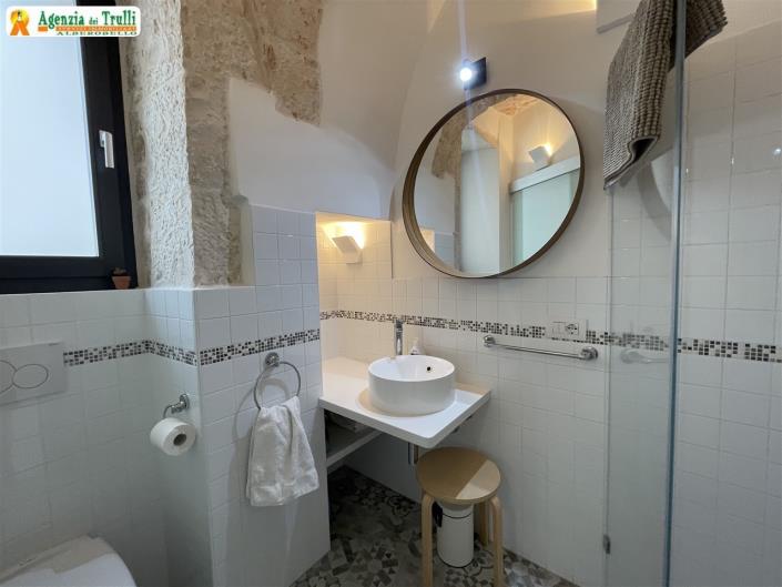 Image No.50-2 Bed Townhouse for sale