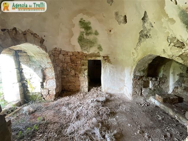 Image No.32-1 Bed Country House for sale