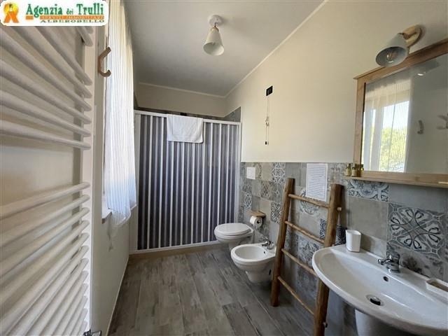 Image No.51-7 Bed Country Property for sale