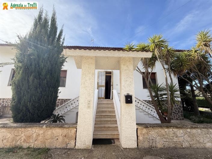 Image No.1-3 Bed House/Villa for sale