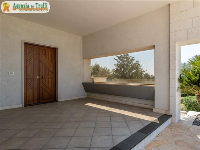 Image No.17-4 Bed Villa for sale