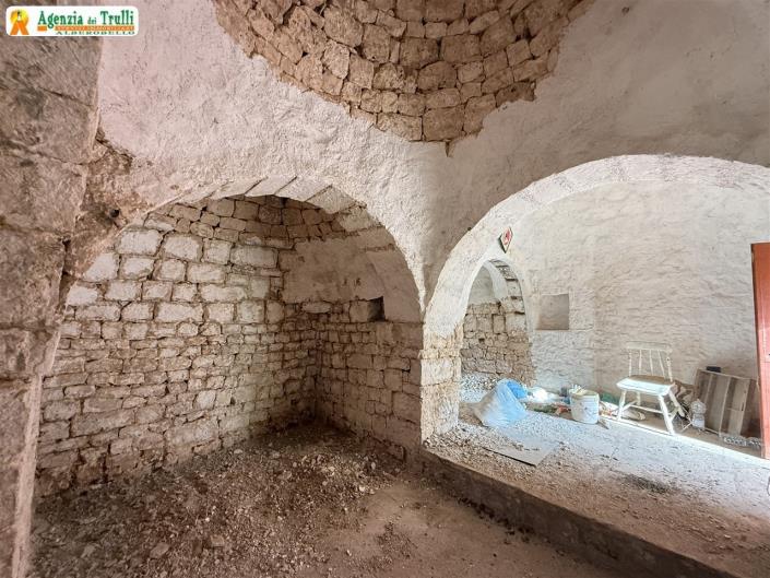 Image No.23-1 Bed Trullo for sale