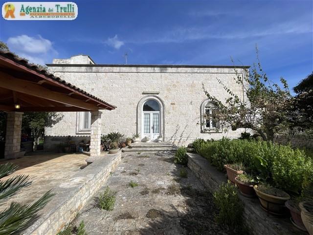 Image No.13-4 Bed Farmhouse for sale