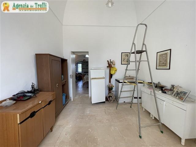 Image No.42-4 Bed Farmhouse for sale