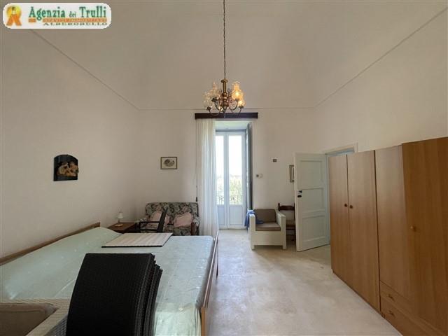 Image No.44-4 Bed Farmhouse for sale