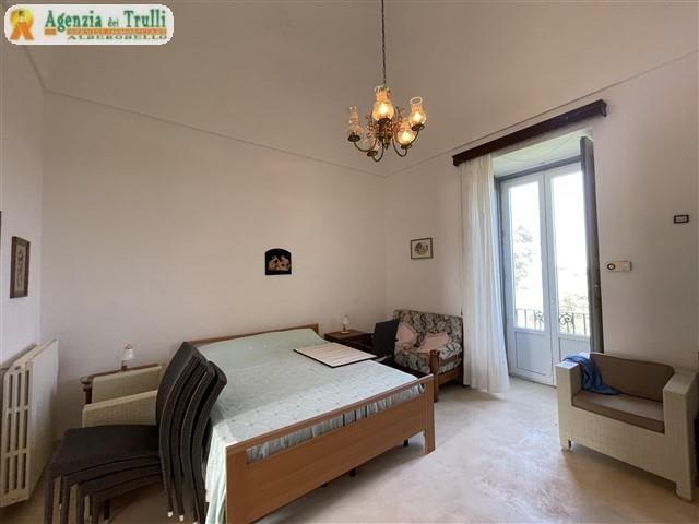 Image No.45-4 Bed Farmhouse for sale