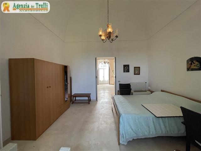 Image No.47-4 Bed Farmhouse for sale