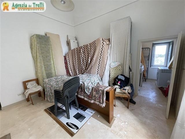 Image No.56-4 Bed Farmhouse for sale