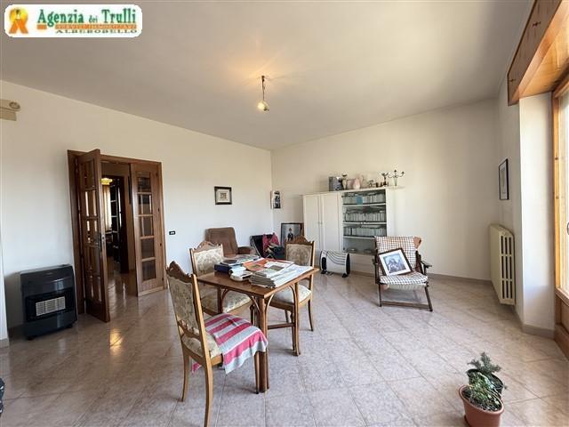 Image No.10-4 Bed House/Villa for sale