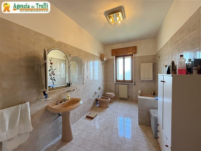 Image No.37-4 Bed House/Villa for sale
