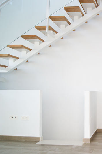 Image No.21-2 Bed Property for sale