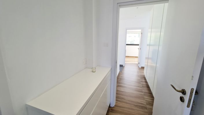 Image No.16-6 Bed Villa for sale