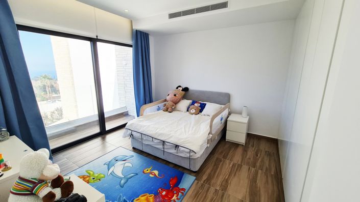 Image No.24-6 Bed Villa for sale