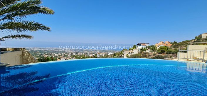 Image No.29-5 Bed Villa for sale