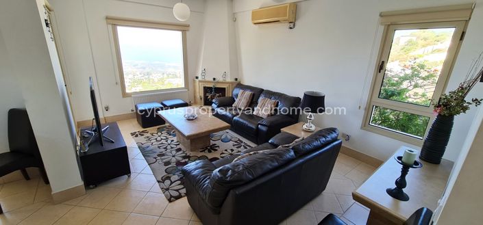 Image No.3-5 Bed Villa for sale