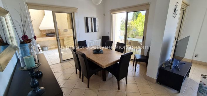 Image No.9-5 Bed Villa for sale