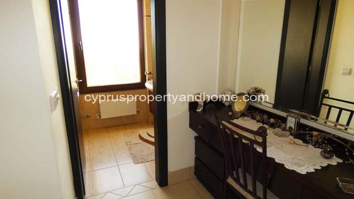 Image No.11-5 Bed Villa for sale