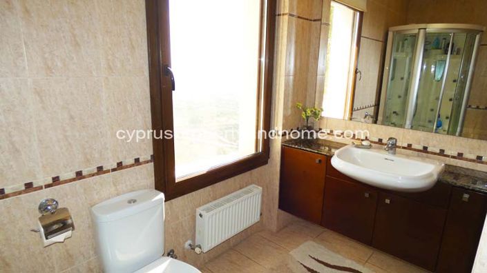 Image No.13-5 Bed Villa for sale