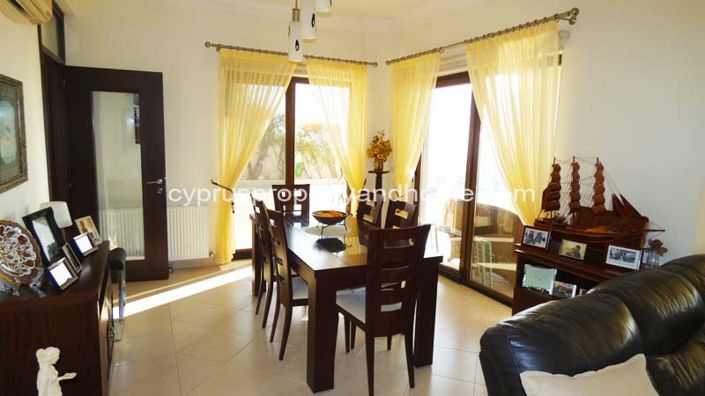 Image No.3-5 Bed Villa for sale