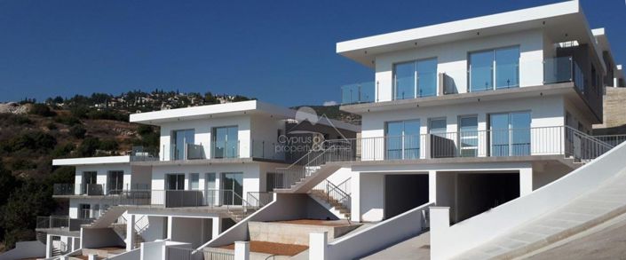 Image No.1-4 Bed Villa for sale