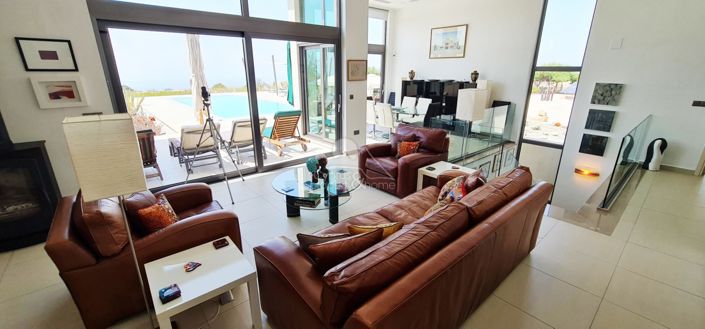 Image No.11-6 Bed Villa for sale