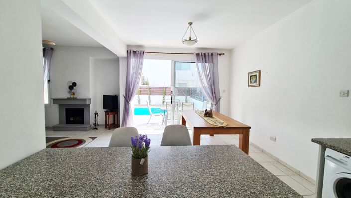 Image No.6-3 Bed Villa for sale