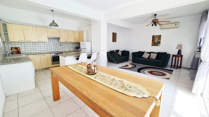 Image No.8-3 Bed Villa for sale