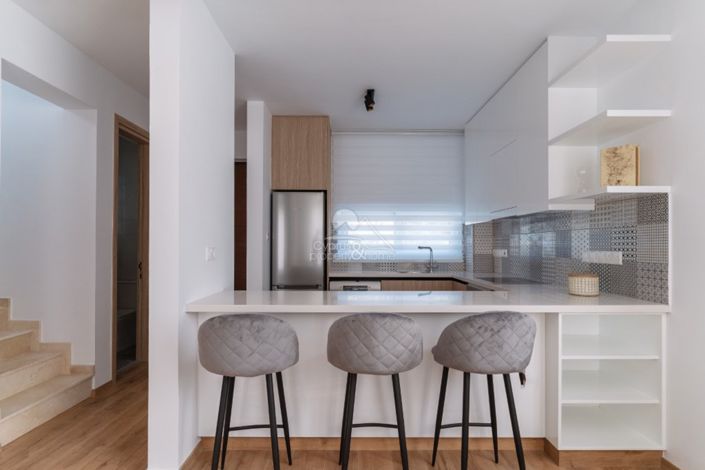 Image No.6-3 Bed Villa for sale