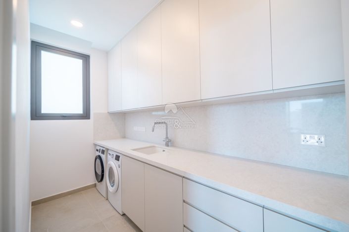 Image No.15-3 Bed Villa for sale