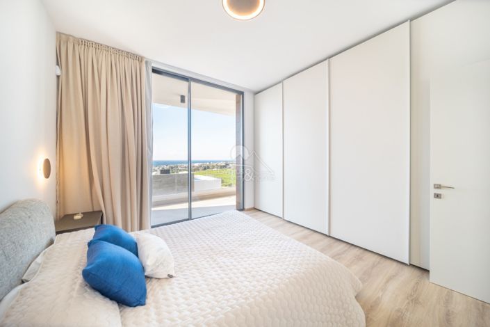 Image No.20-3 Bed Villa for sale