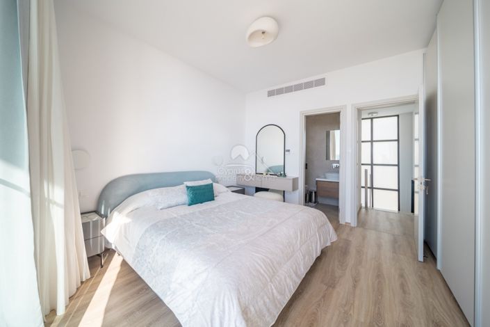 Image No.22-3 Bed Villa for sale