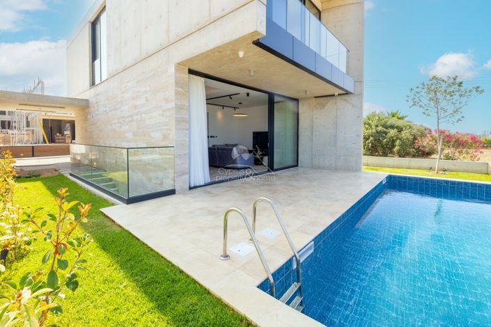 Image No.26-3 Bed Villa for sale