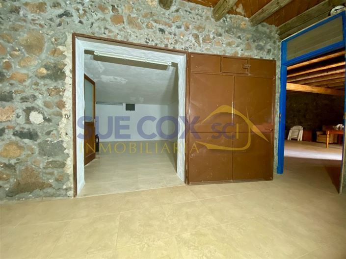 Image No.25-2 Bed Finca for sale