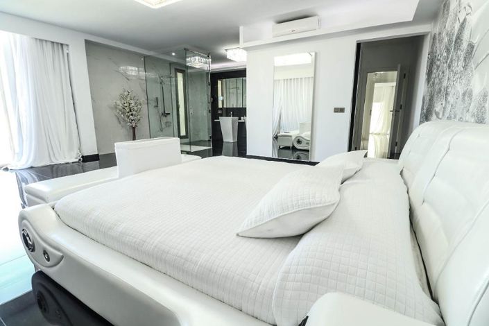 Image No.31-7 Bed Villa for sale