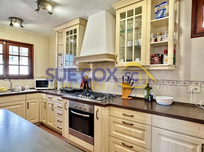 Image No.10-4 Bed Villa for sale