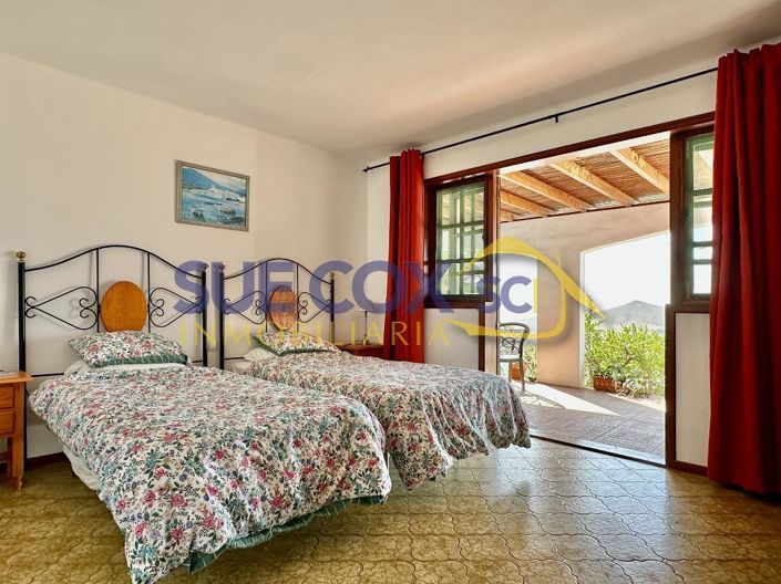 Image No.11-4 Bed Villa for sale