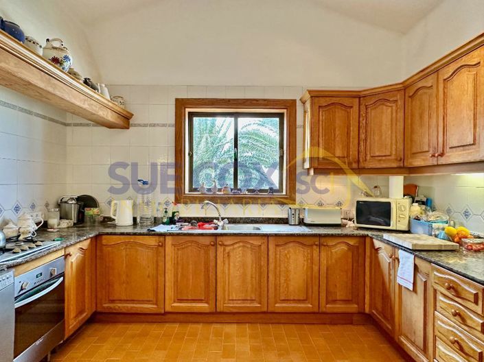 Image No.12-3 Bed Villa for sale