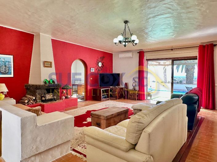 Image No.15-3 Bed Villa for sale