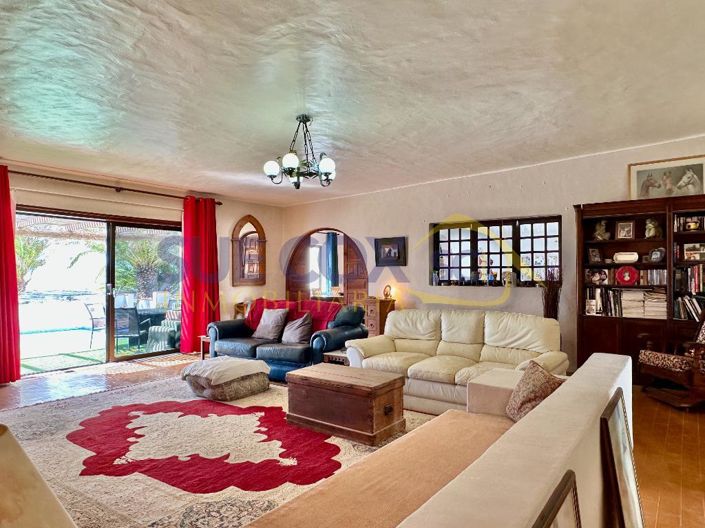 Image No.17-3 Bed Villa for sale